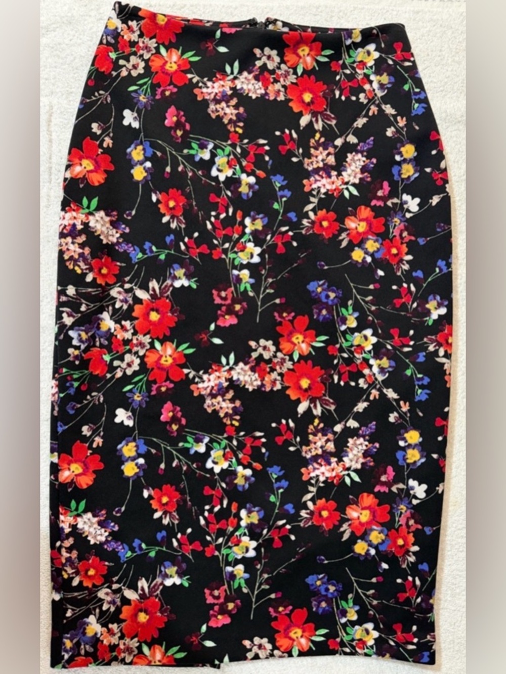 Express Pencil Skirt Vibrant Floral Print Midi Bodycon Coquette Office Romantic